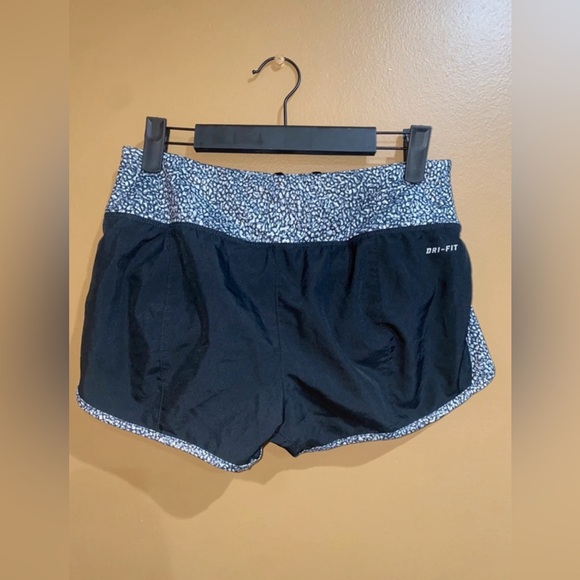 NIKE | Dri-Fit Running Shorts size small - Picture 2 of 6